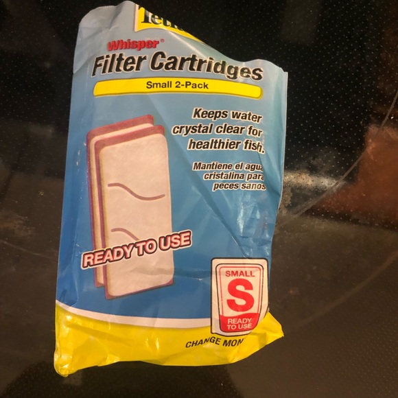 Fish tank - Picture 3 of 5